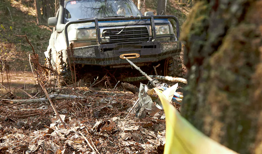 Professional Vehicle Extraction in Double Oak, TX