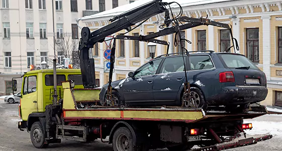 Flatbed Tow Truck in Richland Hills, TX